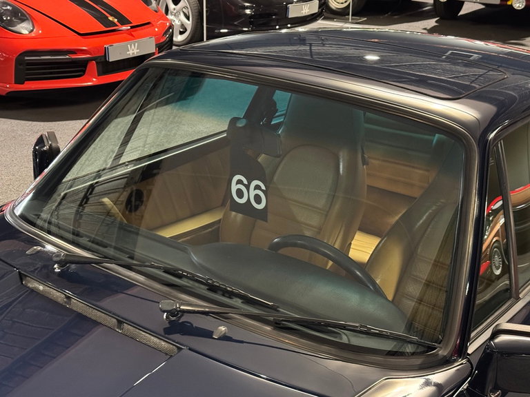 Porsche 911 Carrera 3.2 (US)