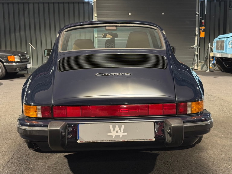 Porsche 911 Carrera 3.2 (US)