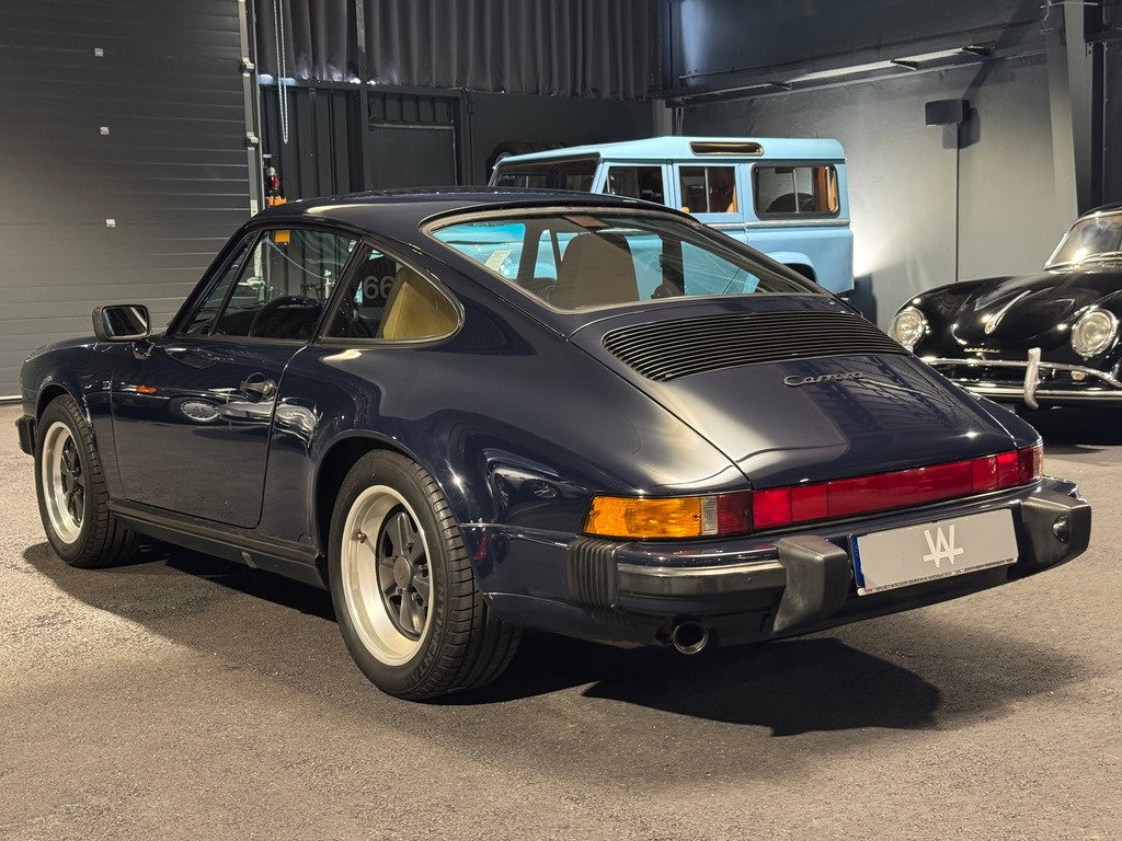 Porsche 911 Carrera 3.2 (US)