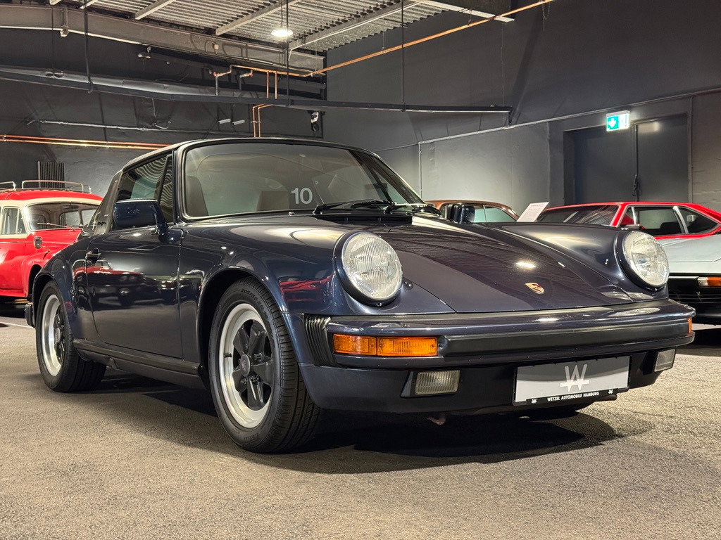 Porsche 911 Carrera 3.2 (US)
