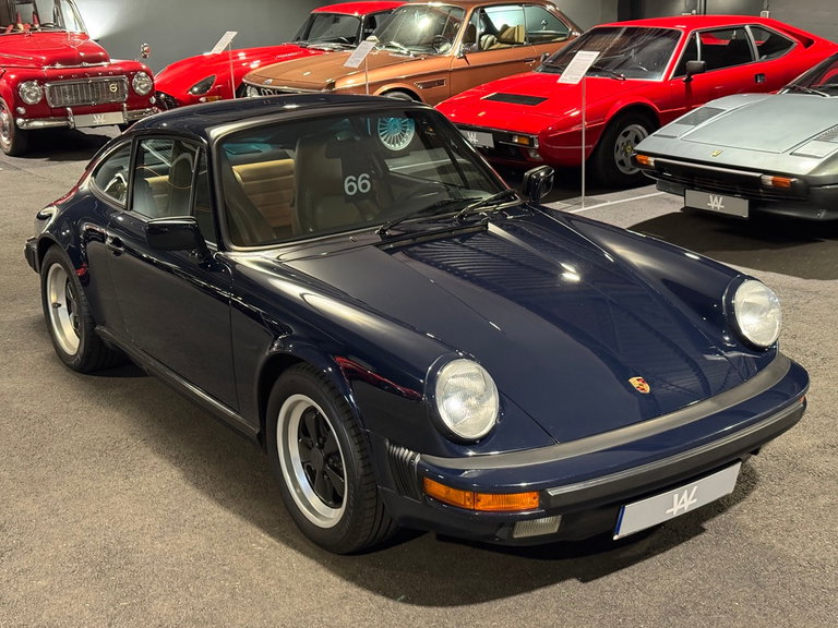 Porsche 911 Carrera 3.2 (US)