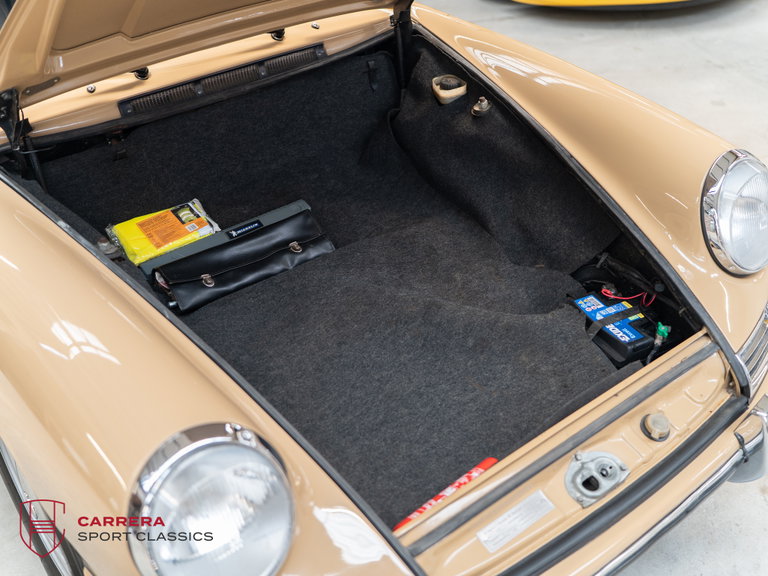 Porsche 911 T