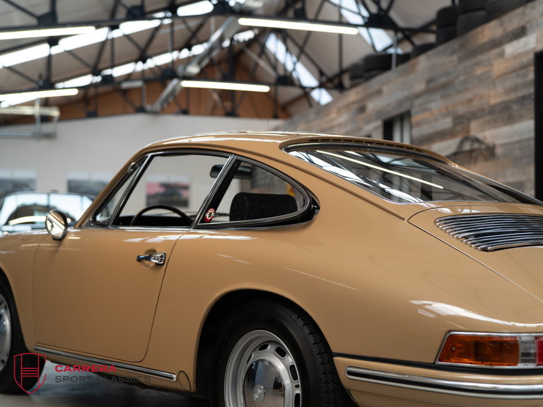Porsche 911 T