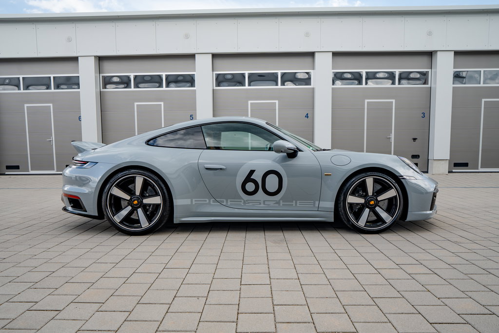 Porsche 992 Sport Classic