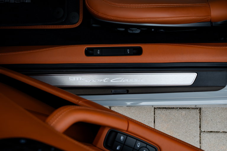 Porsche 992 Sport Classic