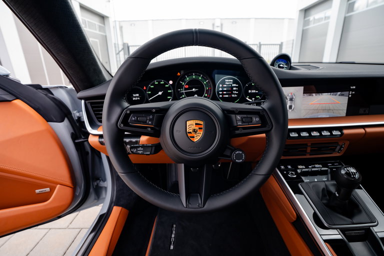 Porsche 992 Sport Classic