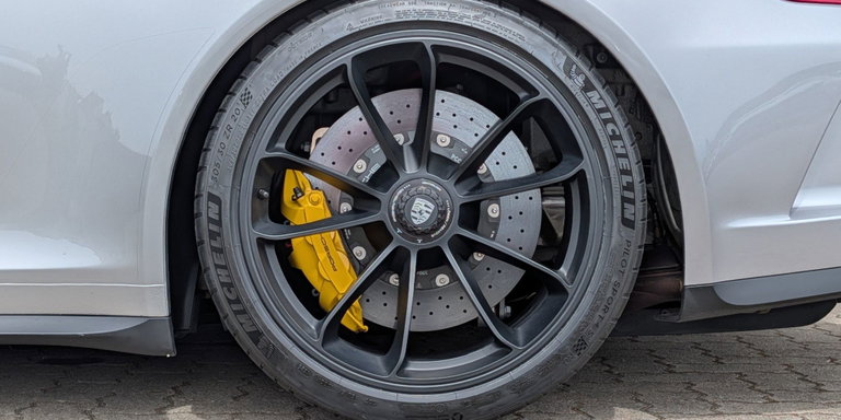 Porsche 991.2 GT3 Touring