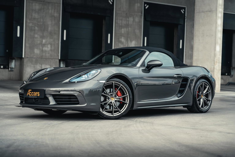 Porsche 718 Boxster
