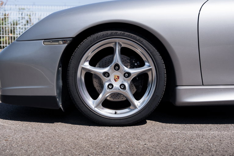 Porsche 996.2 Carrera “40 Jahre 911”