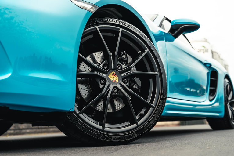 Porsche 718 Boxster