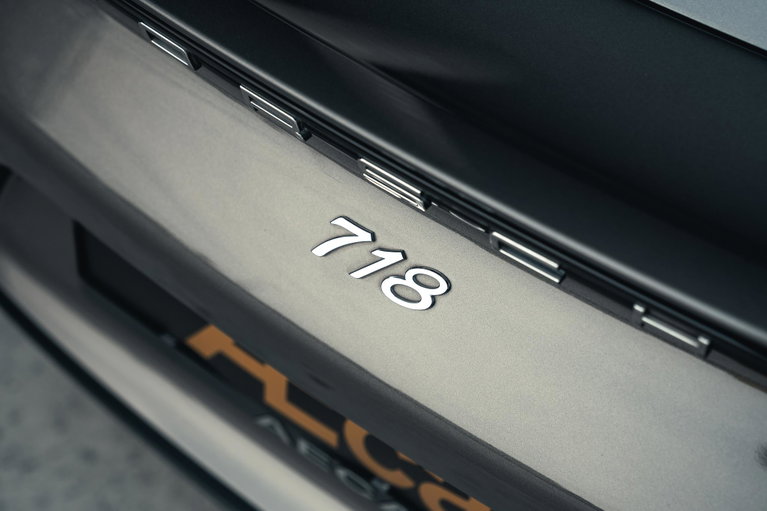 Porsche 718 Boxster