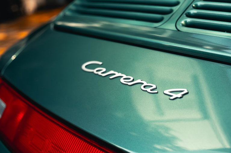 Porsche 993 Carrera 4