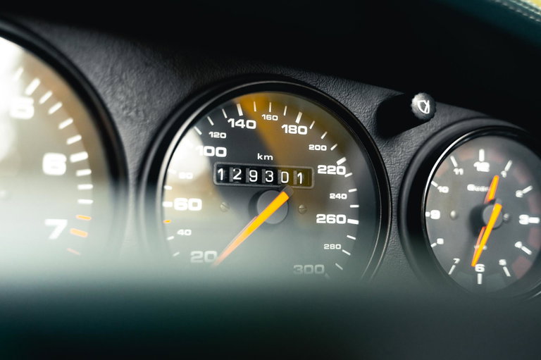 Porsche 993 Carrera 4