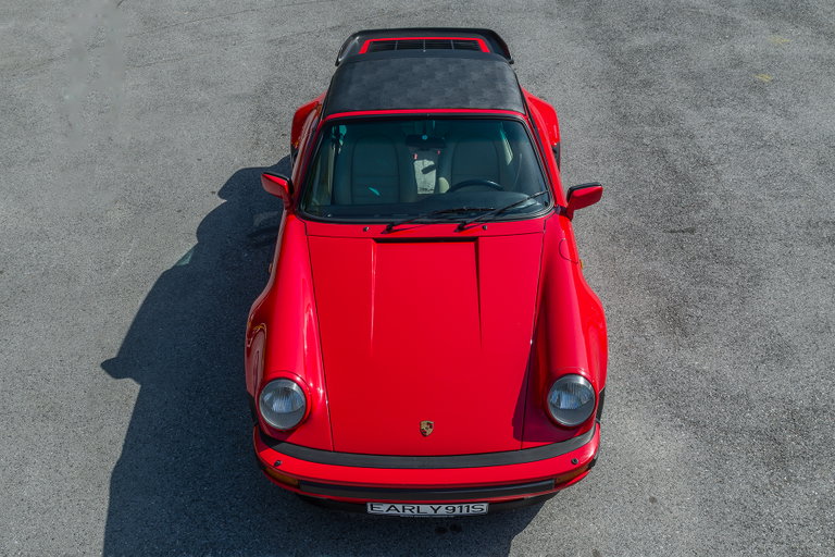 Porsche 911 Turbo 3.3