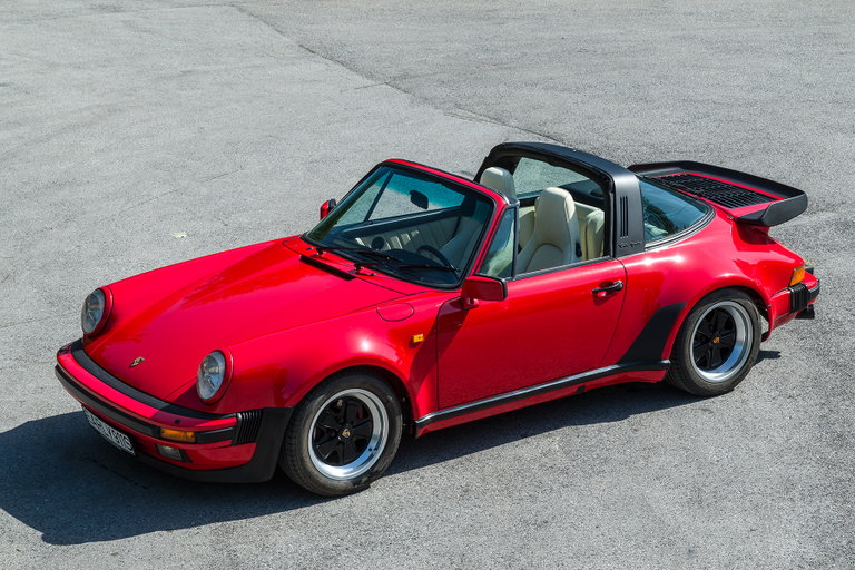 Porsche 911 Turbo 3.3