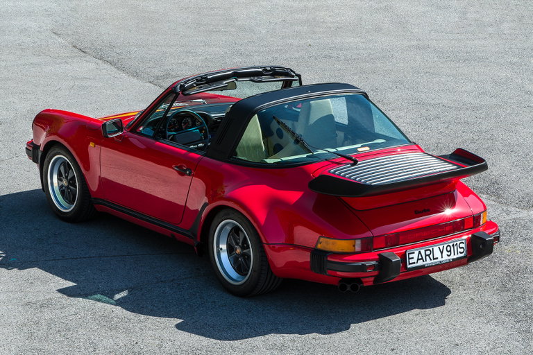 Porsche 911 Turbo 3.3