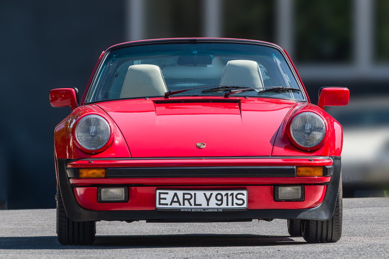 Porsche 911 Turbo 3.3