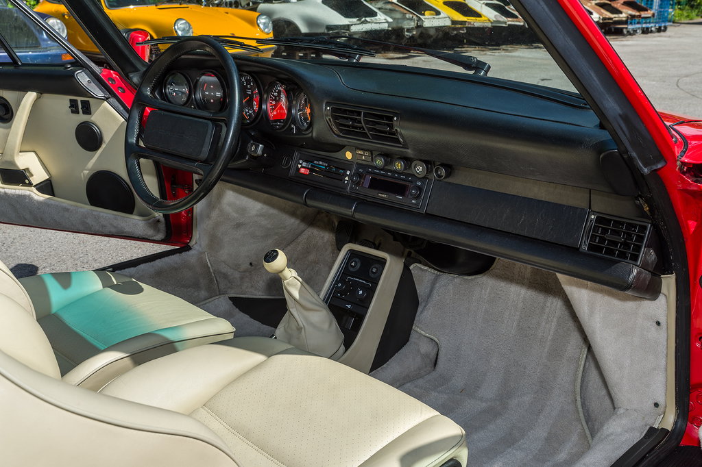 Porsche 911 Turbo 3.3