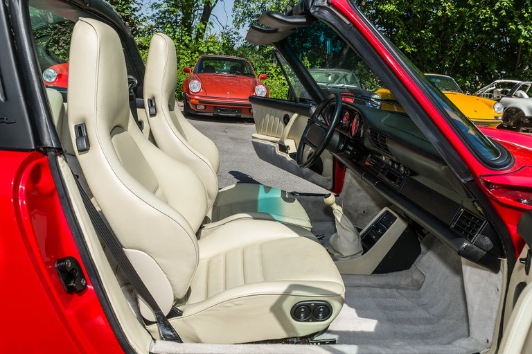 Porsche 911 Turbo 3.3