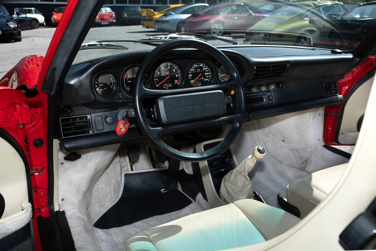 Porsche 911 Turbo 3.3