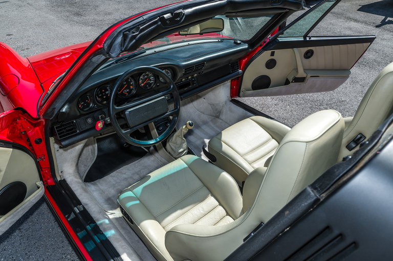 Porsche 911 Turbo 3.3