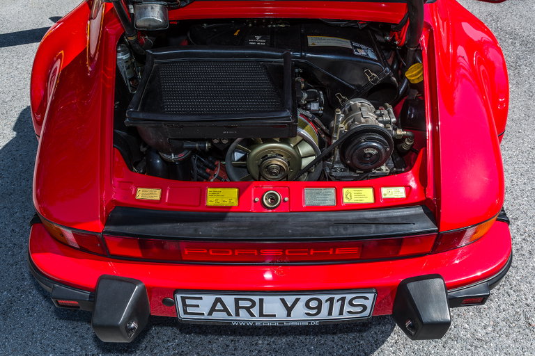 Porsche 911 Turbo 3.3
