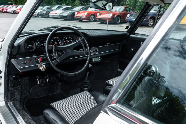 Porsche 911 Carrera RS