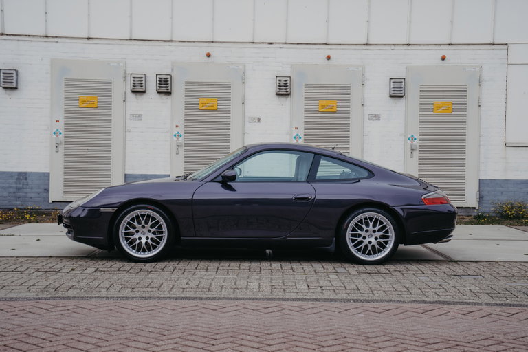 Porsche 996 Carrera