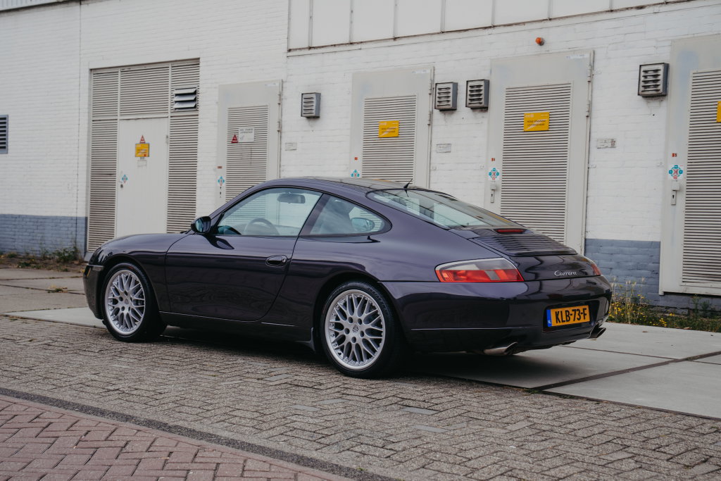 Porsche 996 Carrera