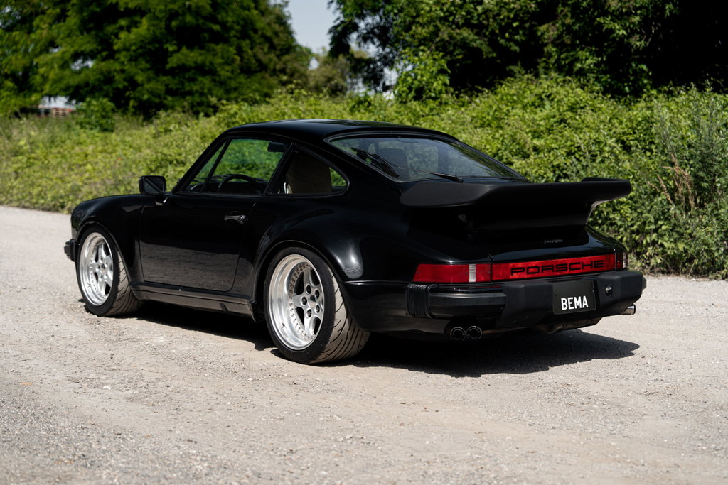 Porsche 911 Turbo 3.3