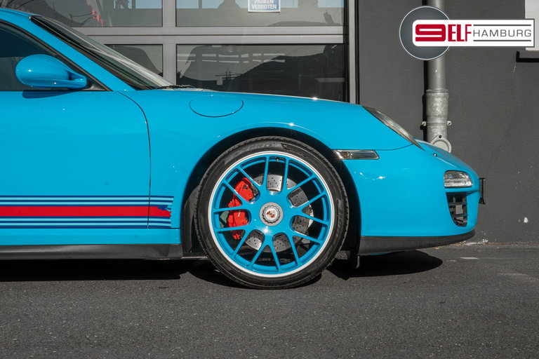 Porsche 997.2 Carrera GTS