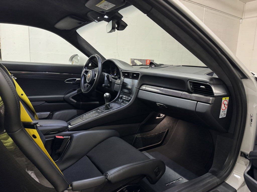 Porsche 991.2 GT3 Touring