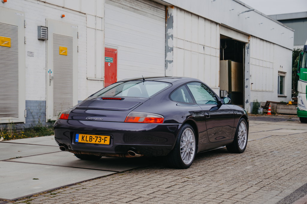 Porsche 996 Carrera