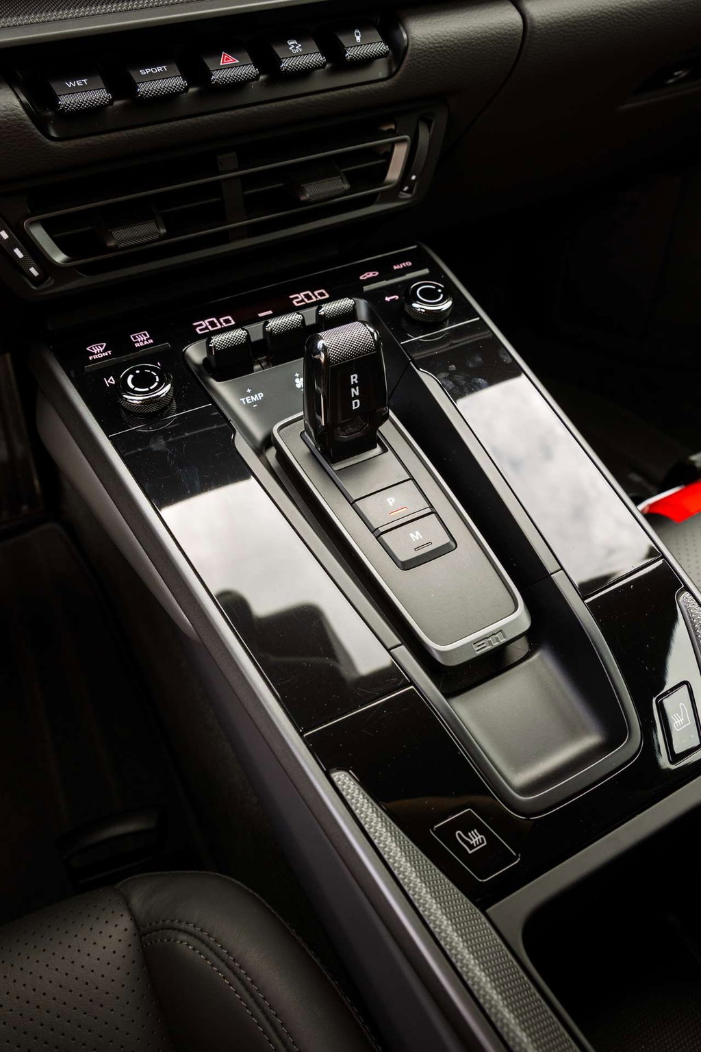 Porsche 992 Carrera