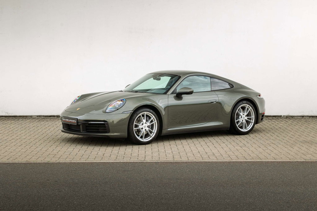Porsche 992 Carrera