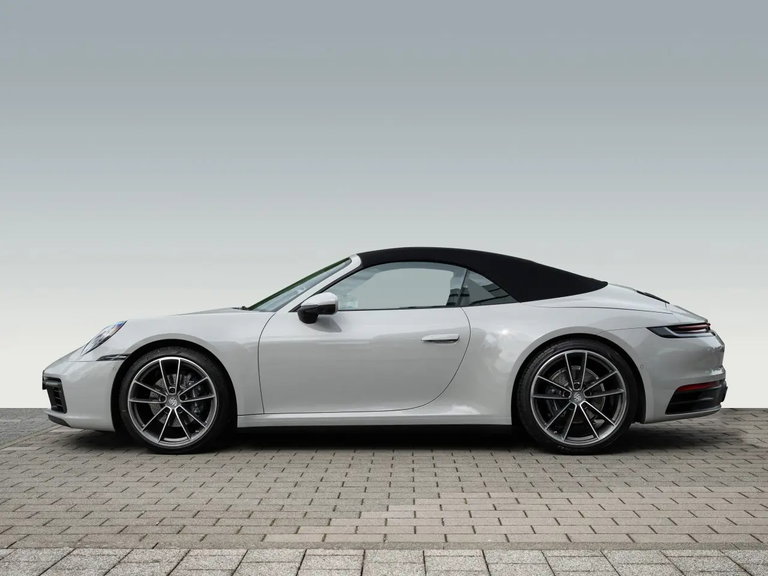 Porsche 992 Carrera 4