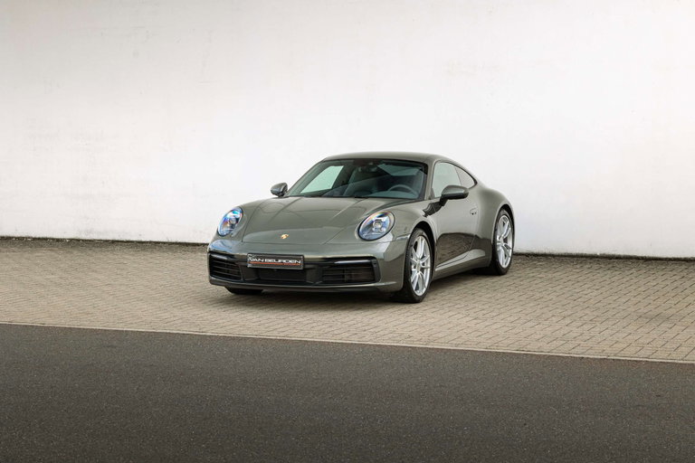 Porsche 992 Carrera