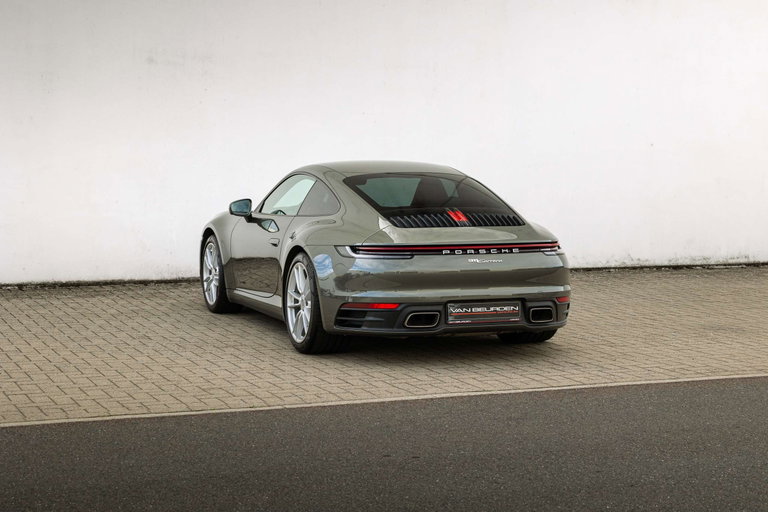 Porsche 992 Carrera