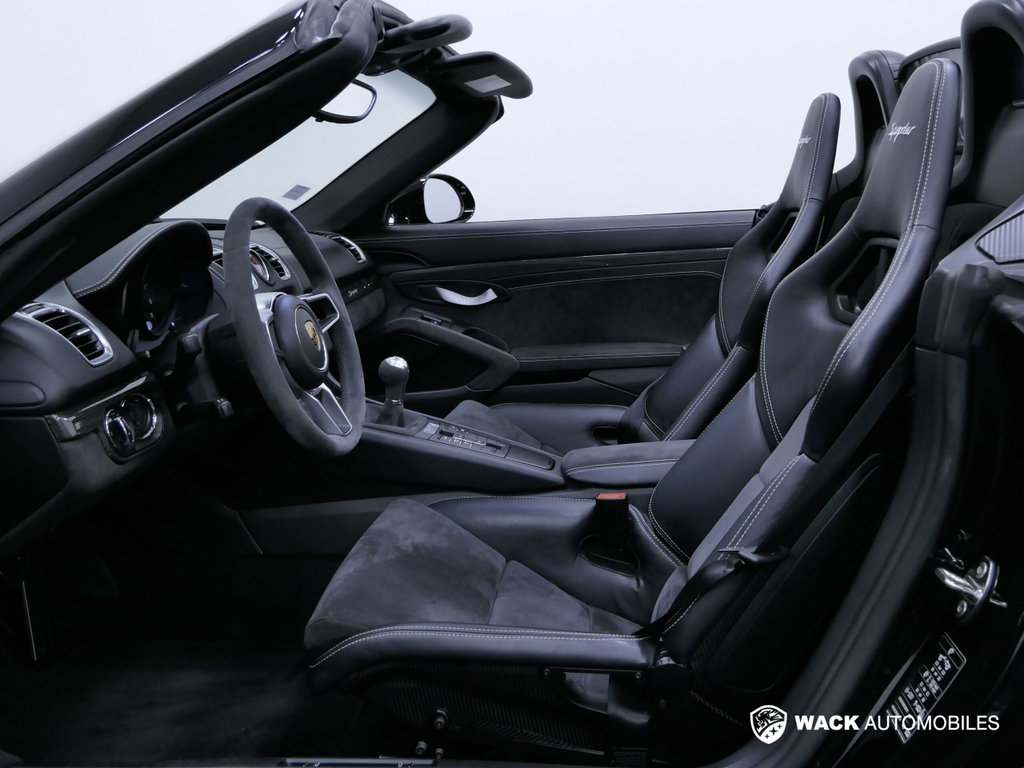 Porsche 981 Boxster Spyder