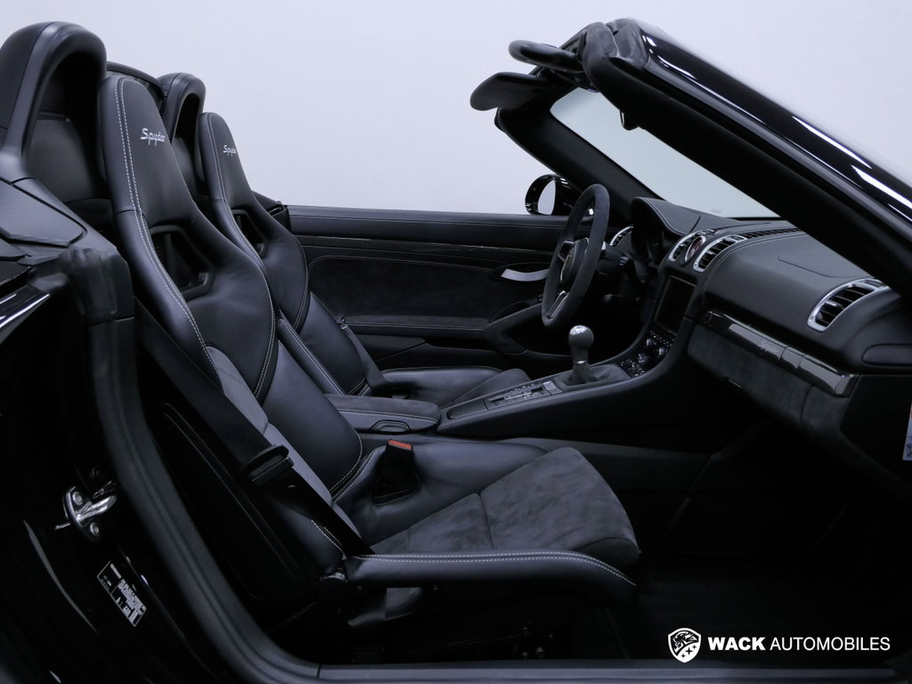 Porsche 981 Boxster Spyder