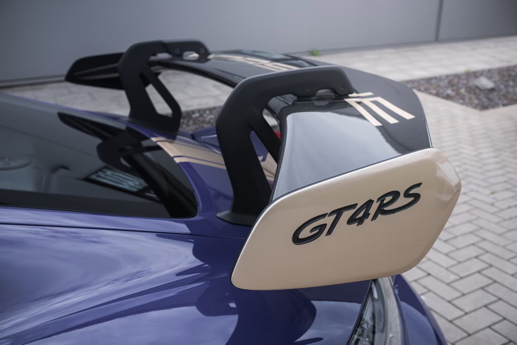Porsche 718 Cayman GT4 RS