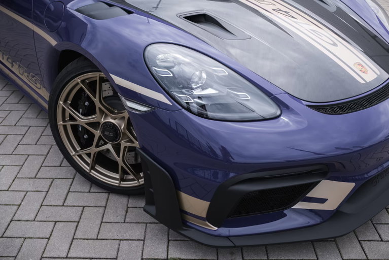 Porsche 718 Cayman GT4 RS