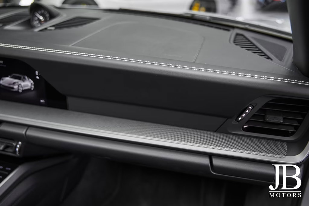 Porsche 992 Targa 4