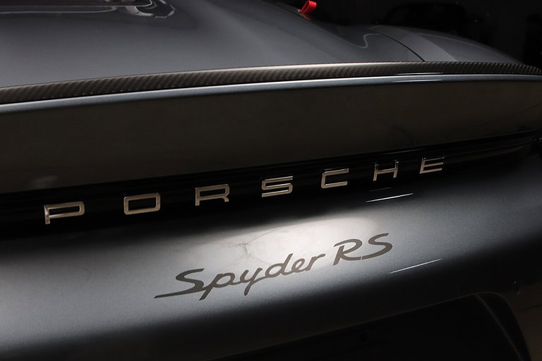 Porsche 718 Spyder RS