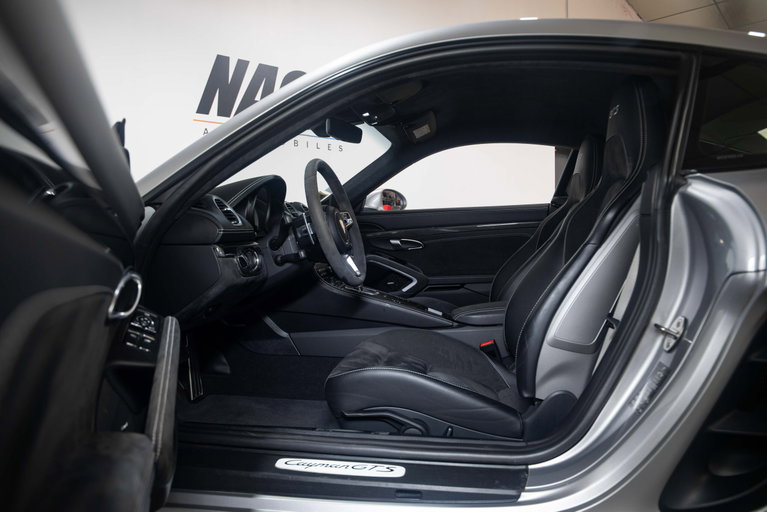 Porsche 718 Cayman GTS