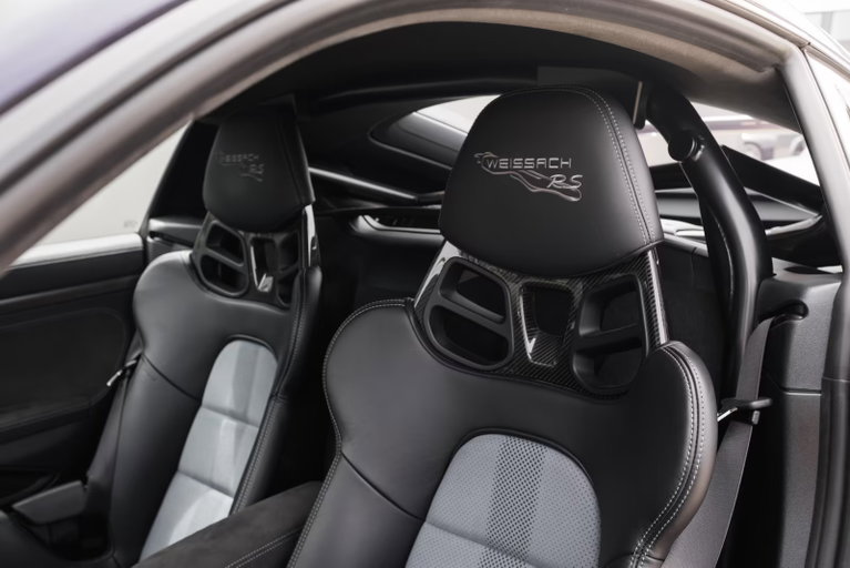 Porsche 718 Cayman GT4 RS