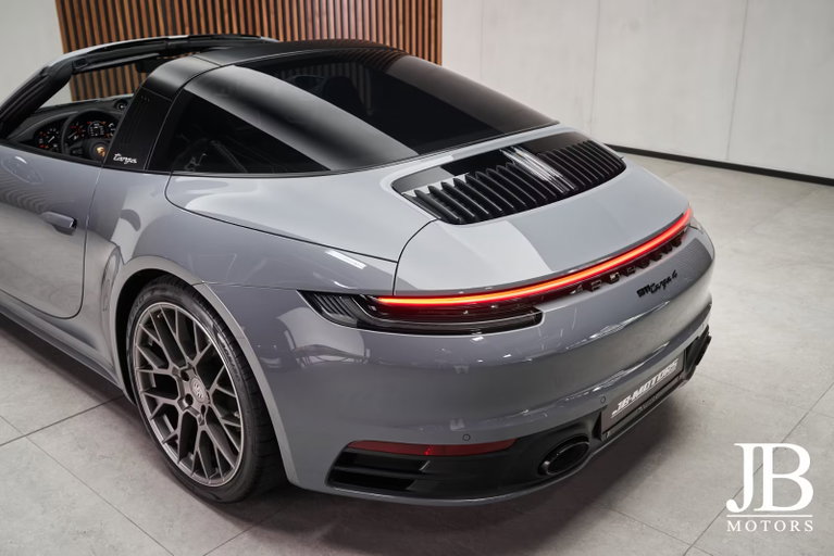 Porsche 992 Targa 4