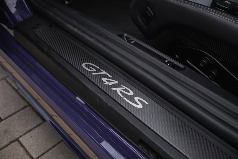 Porsche 718 Cayman GT4 RS