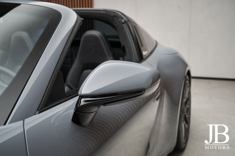 Porsche 992 Targa 4