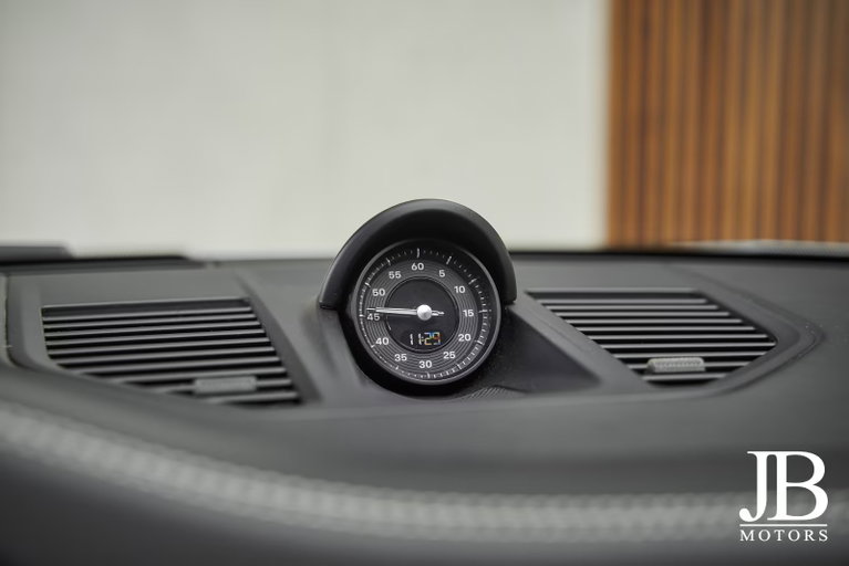 Porsche 992 Targa 4